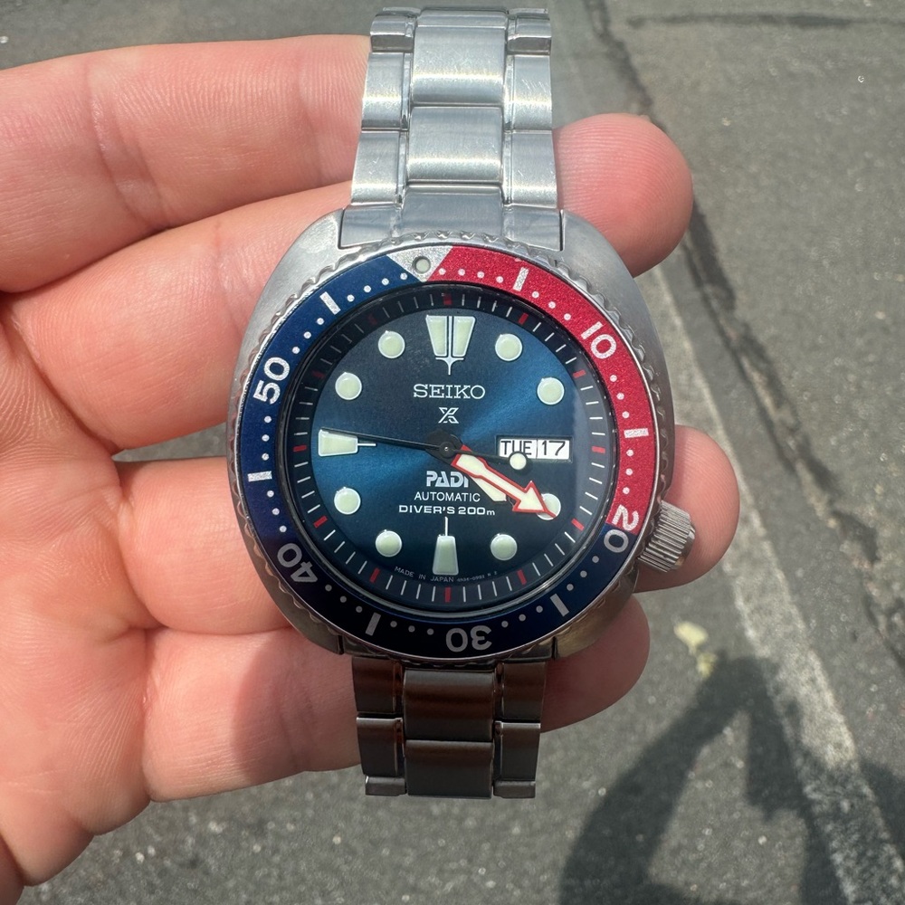 Seiko PADI Diver's Watch with Blue and Red Bezel